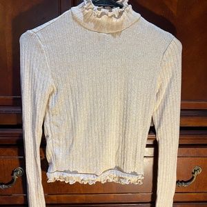 SALE!!  Ribbed, Long-sleeve lettuce edge top